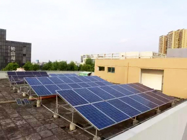 Latest company case about Rooftop photovoltaic power generation project in rural areas